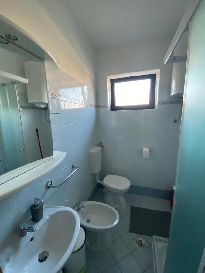 Apartman Milka Novigrad Istria Exteriör bild